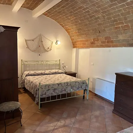 Podere La Pace Bed & Breakfast *