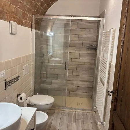 Podere La Pace Bed & Breakfast 4*