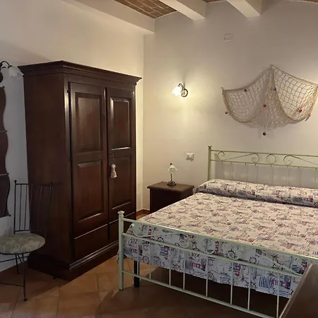 Podere La Pace Bed & Breakfast Vada