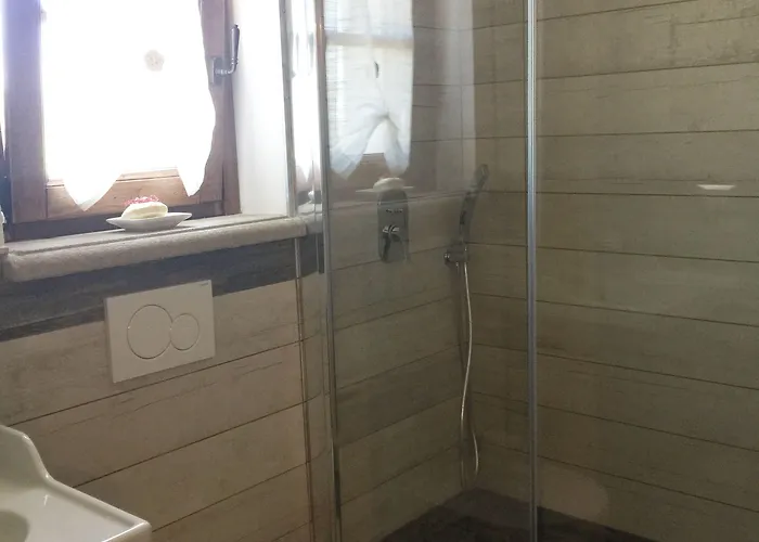 Podere La Pace B&B 베이다